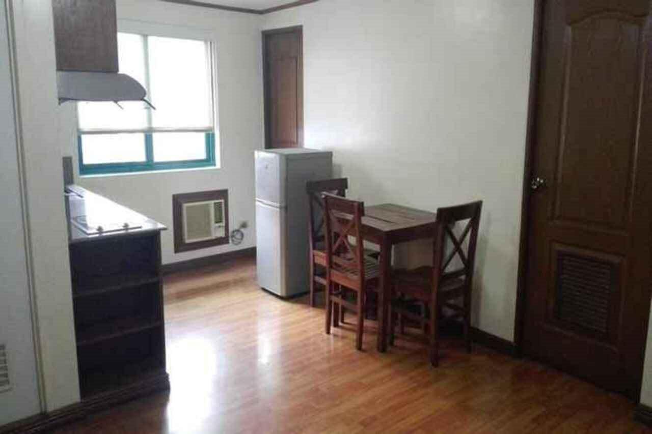 Isabelle Royale Makati Hotell Makati City Eksteriør bilde