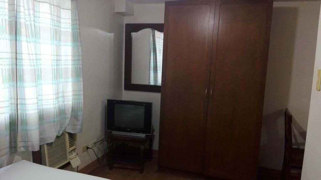 Isabelle Royale Makati Hotell Makati City Eksteriør bilde
