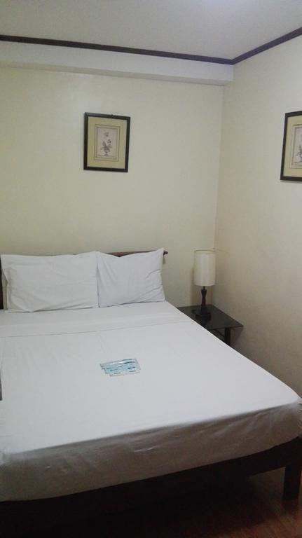 Isabelle Royale Makati Hotell Makati City Eksteriør bilde