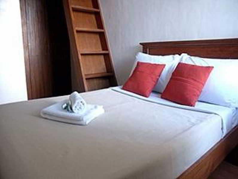 Isabelle Royale Makati Hotell Makati City Eksteriør bilde
