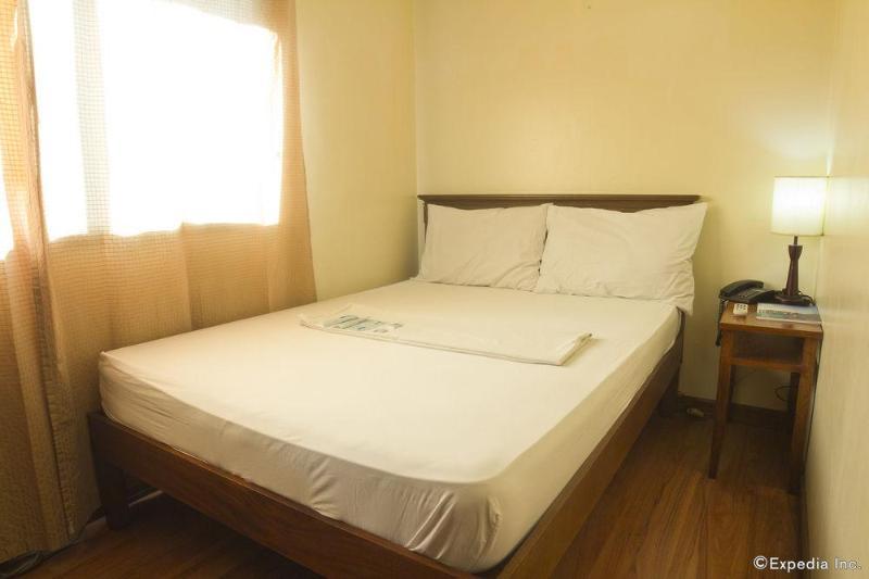 Isabelle Royale Makati Hotell Makati City Eksteriør bilde